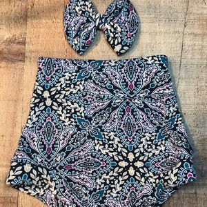 6/9 months bummies with matching hair bow